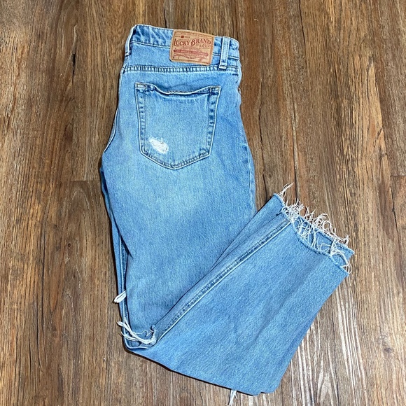 Lucky Brand Sienna Skim Boyfriend Jeans - Picture 1 of 4